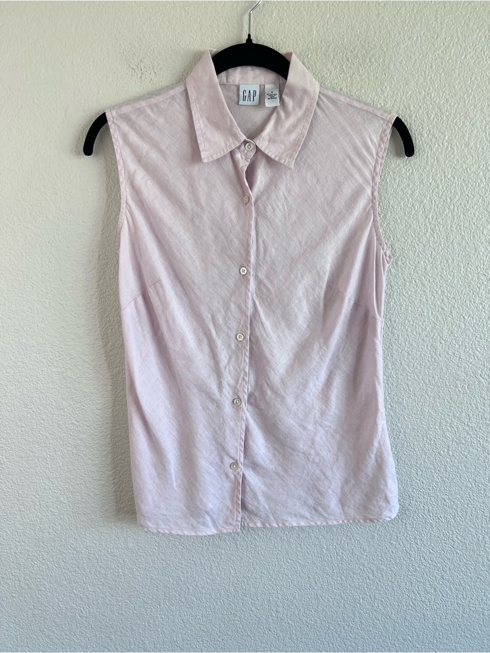GAP Women's Sleeveless Collared Light Pink 100% Linen Button Down